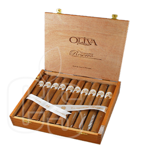 OLIVA CONNECTICUT RESERVE PETITE CORONA