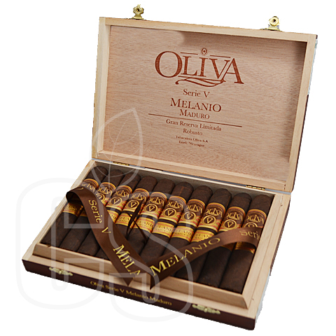 OLIVA V MELANIO MADURO ROBUSTO
